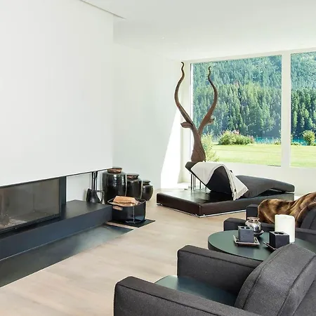 Ferienhaus Central With Picturesque Mountain & Lake Views