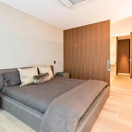 Central With Picturesque Mountain & Lake Views Ferienhaus St. Moritz